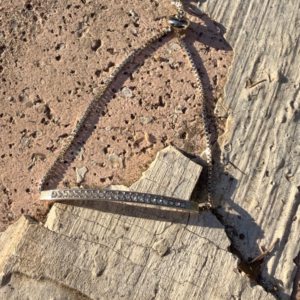🆕Silver plated cz adjustable bracelet